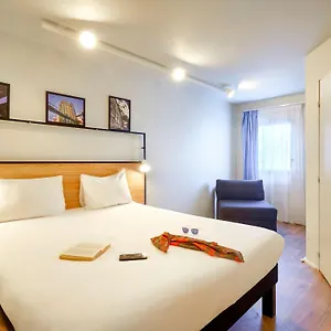 Ibis Centre Gare 3*, Lorient Frankreich